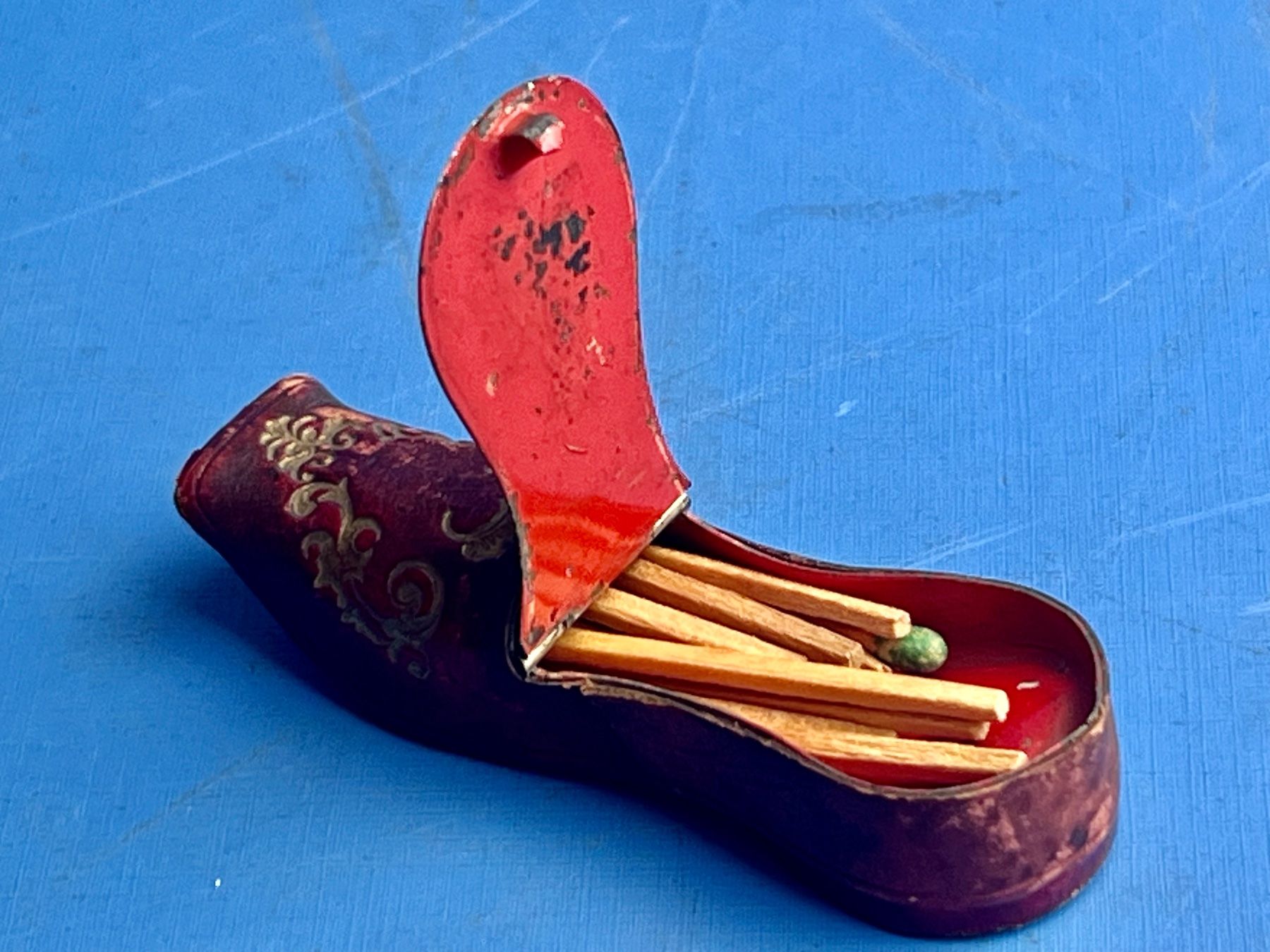 Scarpe da donna: Damenschuh als Zündholzbehälter Messing Blech Leder – Usato da Unterengstringen venduto da Gustav03 2