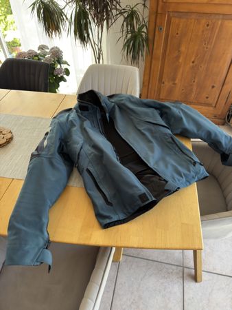 BMW Motorradjacke Grösse L dunkelblau guter Zustand