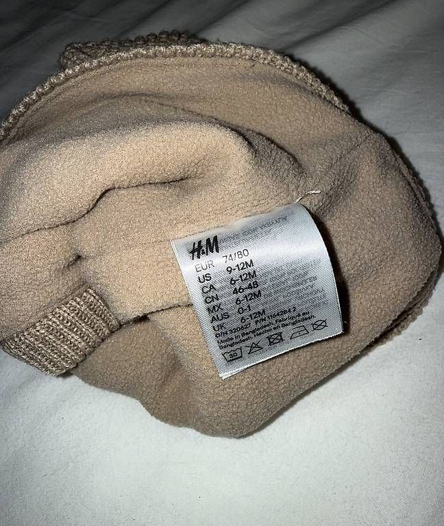 Altro in  Abbigliamento & Accessori: Passamontagna foderato in pile  – Usato da Quartino venduto da ver_t5p9 1