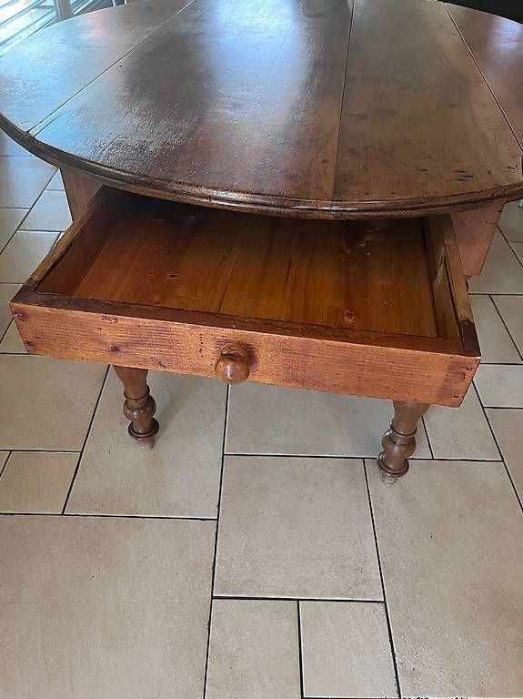 Tavoli: Table ovale – Usato da Vicques venduto da fafleur 1