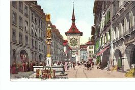 Bern, Zeitglocken und Bärenbrunnen, Menschenansammmlung