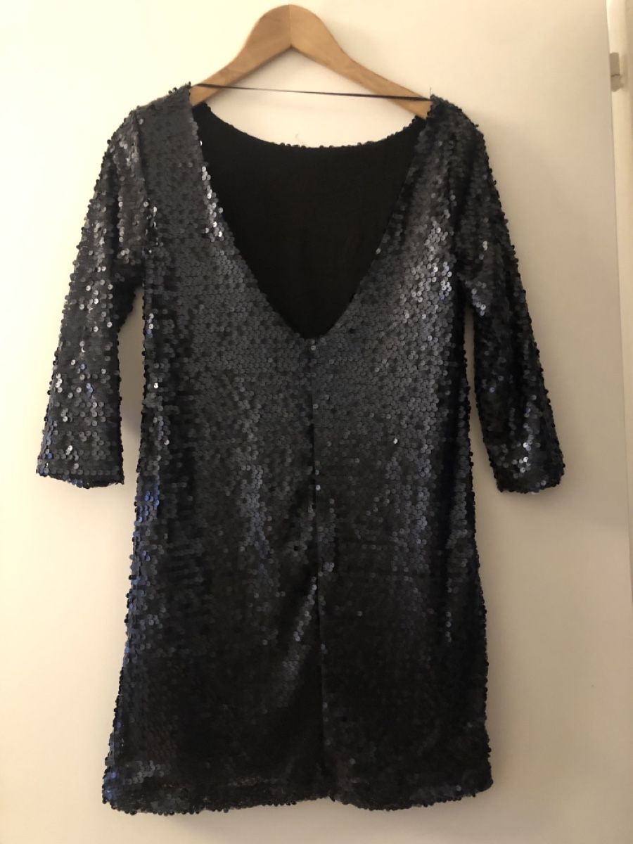 Zara Kleider: Robe à sequins gris Zara – Gebraucht aus Onex von kattrina 1