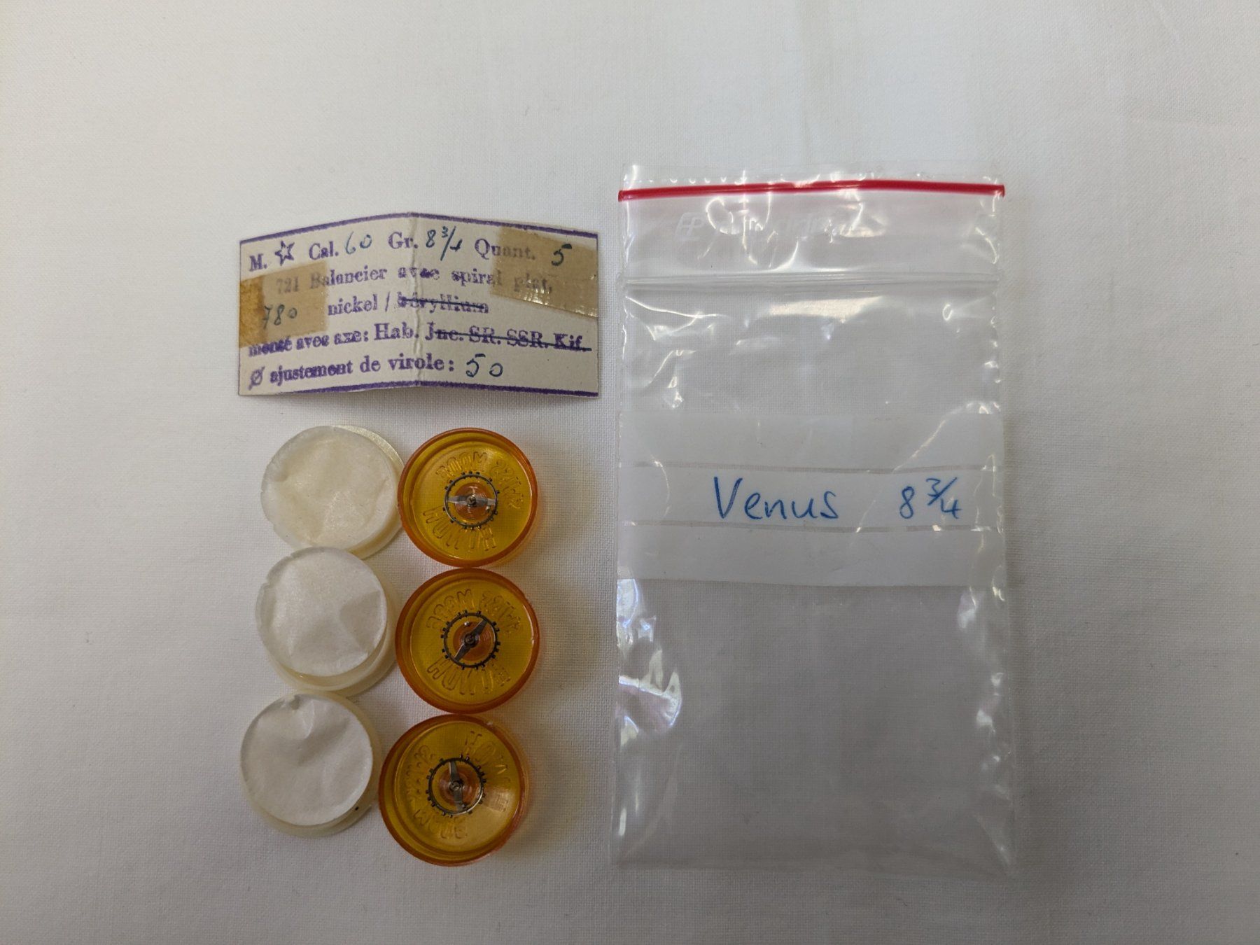 Venus Orologi: Venus Unruhen mit Flachspirale – Nuovo e nell'imballaggio originale da Weinfelden venduto da blaukreuz_brocki_TG 1