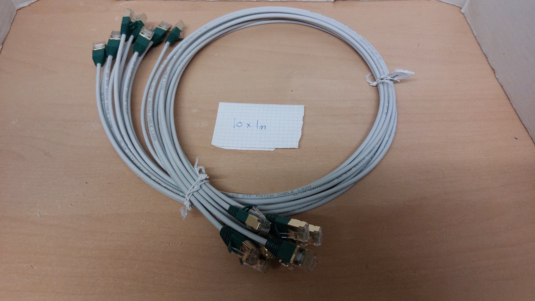 Kabel: CAT6a STP Netzwerkkabel, Patchkabel 10 Stk, 1m – Neu und originalverpackt aus Hinteregg von Amerizium