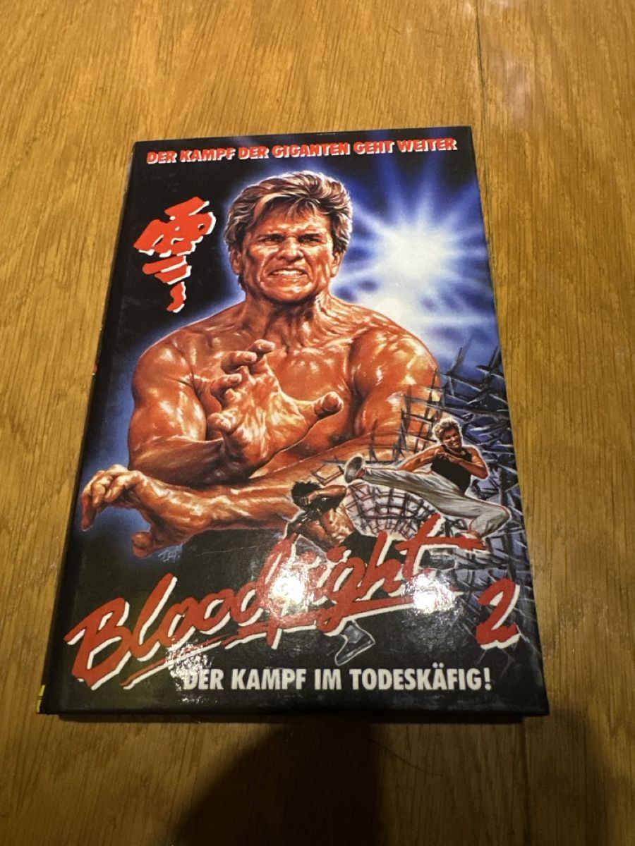 Tutti i DVDs: Bloodfight 2 Gr. Hartbox avv – Usato da Benken ZH venduto da Audi-erich