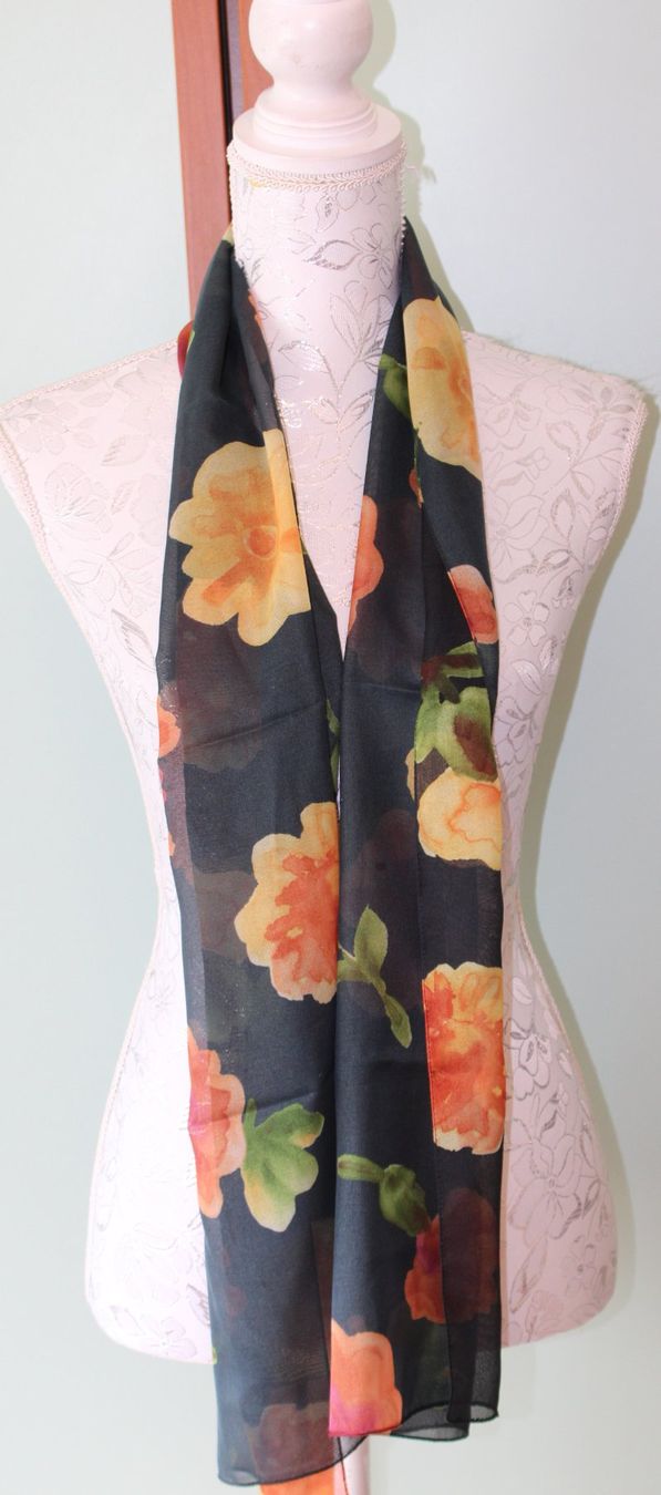 Foulard & Sciarpe: Foulard – Usato da Schaan venduto da antikes_und_kurioses 1