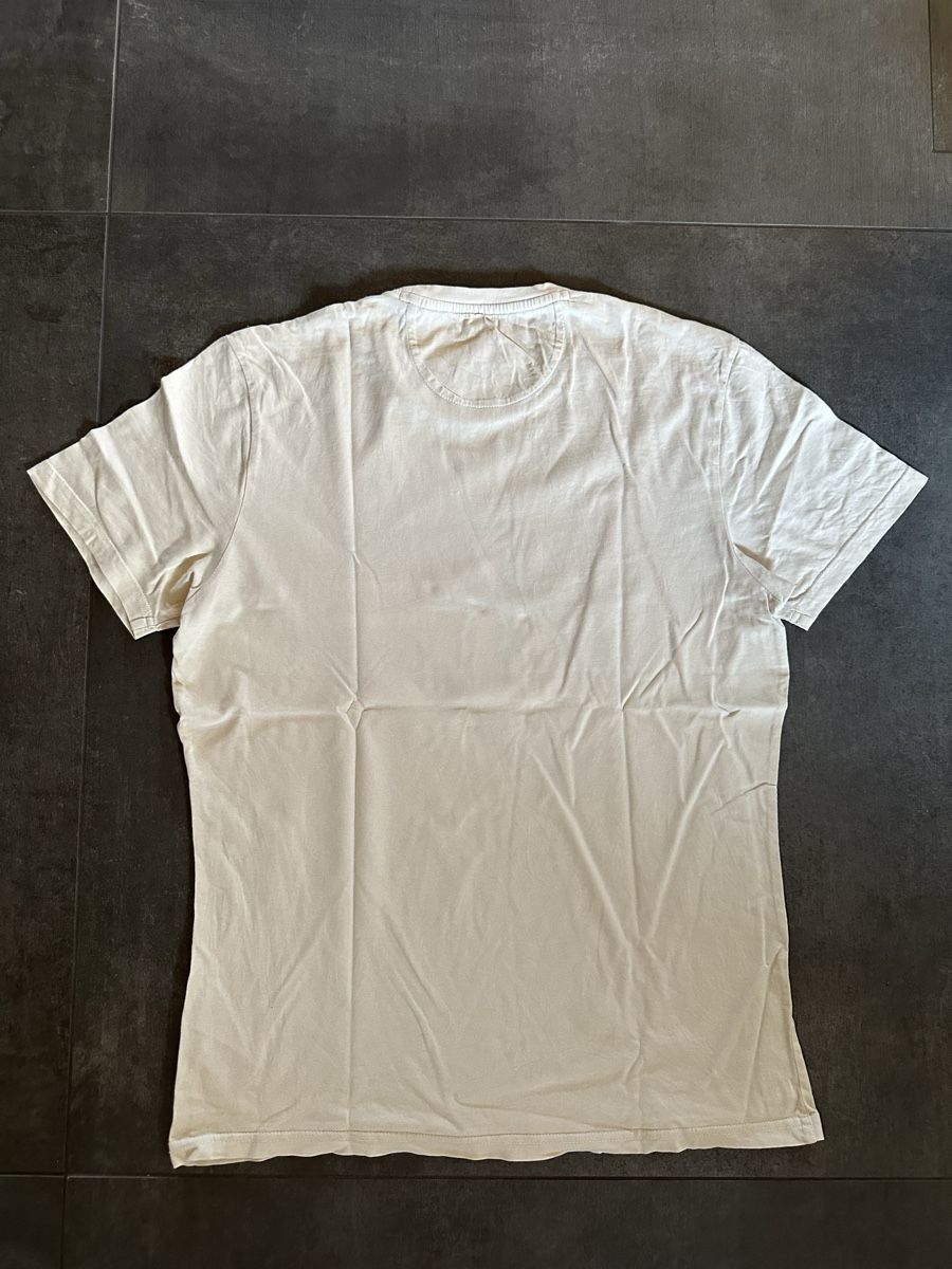 Napapijri T-shirt: T-shirt beige, size M, Napapijri  – Usato da Losone venduto da Gioelenalli_ 3