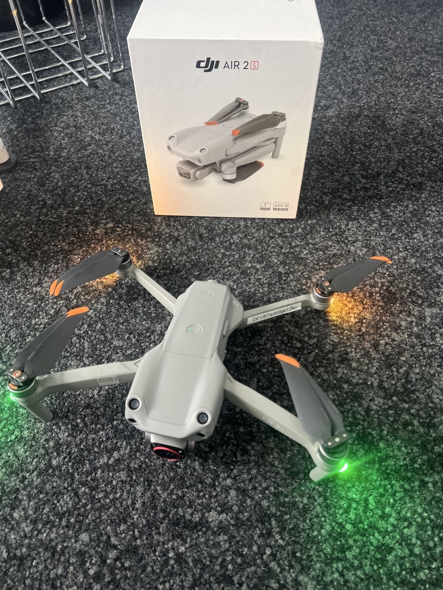 DJI RC Modellbau: Dji Drohne Air 2s – Gebraucht aus Eigenthal von Vasti94