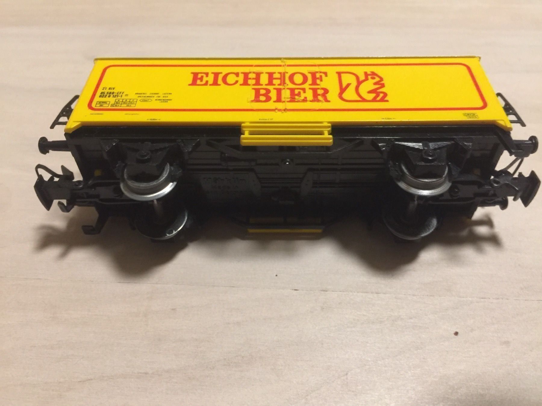 Märklin Modellini di ferrovie: schöner Güterwagon-Eichhof Bier-Märklin – Usato da Bolligen venduto da Astrophysiker06 1