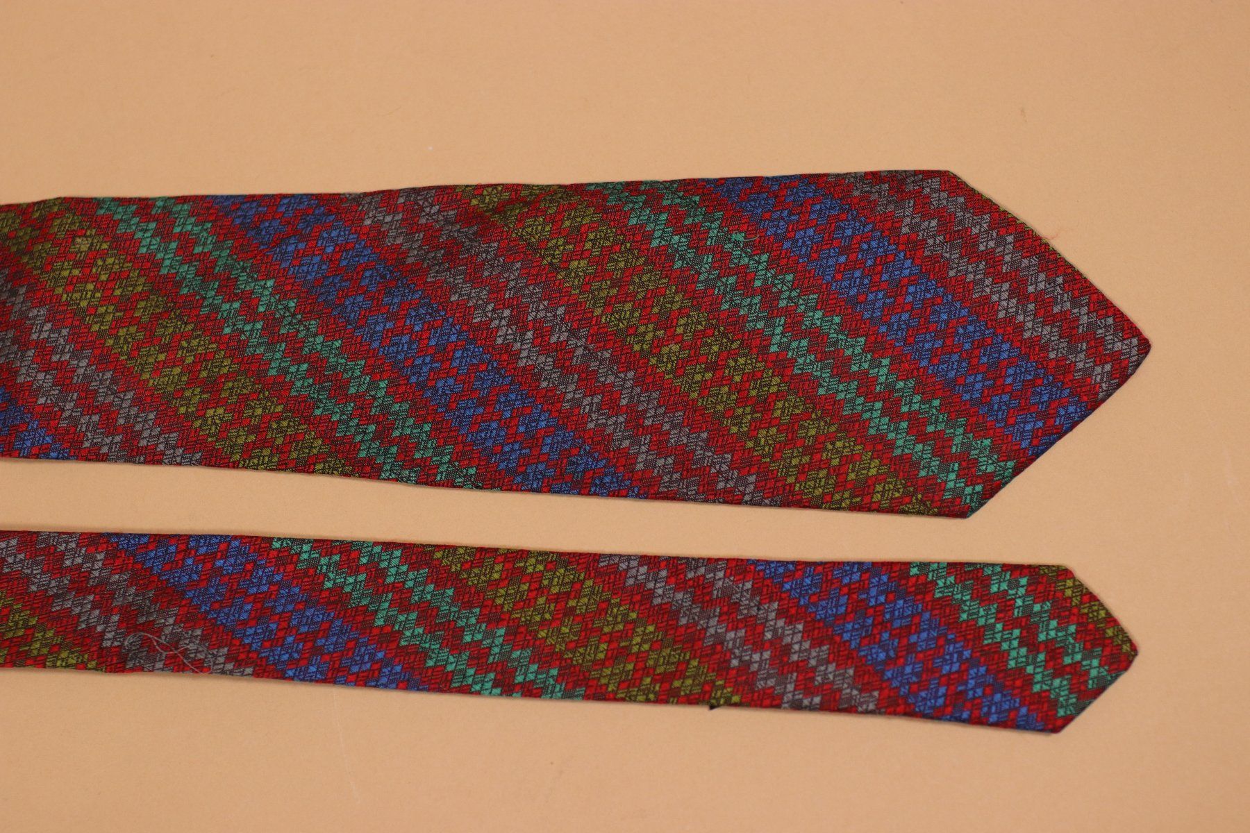 Missoni Krawatten: vintage 1990s MISSONI Silk Tie – Gebraucht aus Hombrechtikon von BAZ-Vintage