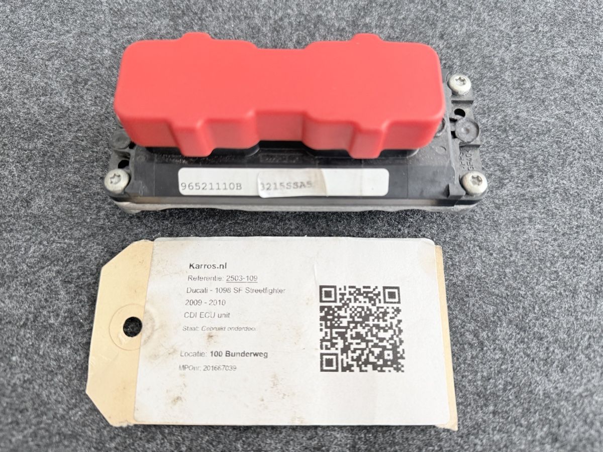 Ducati Tutti i ricambio per moto: Ducati ECU – Usato da Zürich venduto da benoitZH