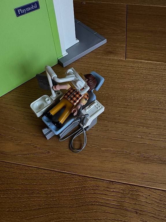 Playmobil Giocattoli: Playmobil Arztpraxis – Usato da Neftenbach venduto da Bambam3 2