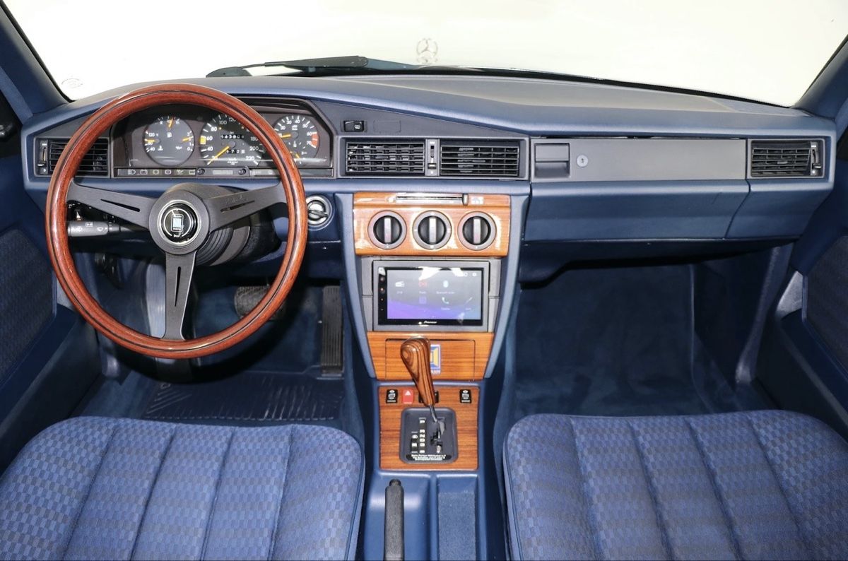 Mercedes-Benz Autos: Mercedes-Benz 190 E 2.3 – Veteranenfahrzeug – Gebraucht aus Niederhasli von Ajlina1212 5