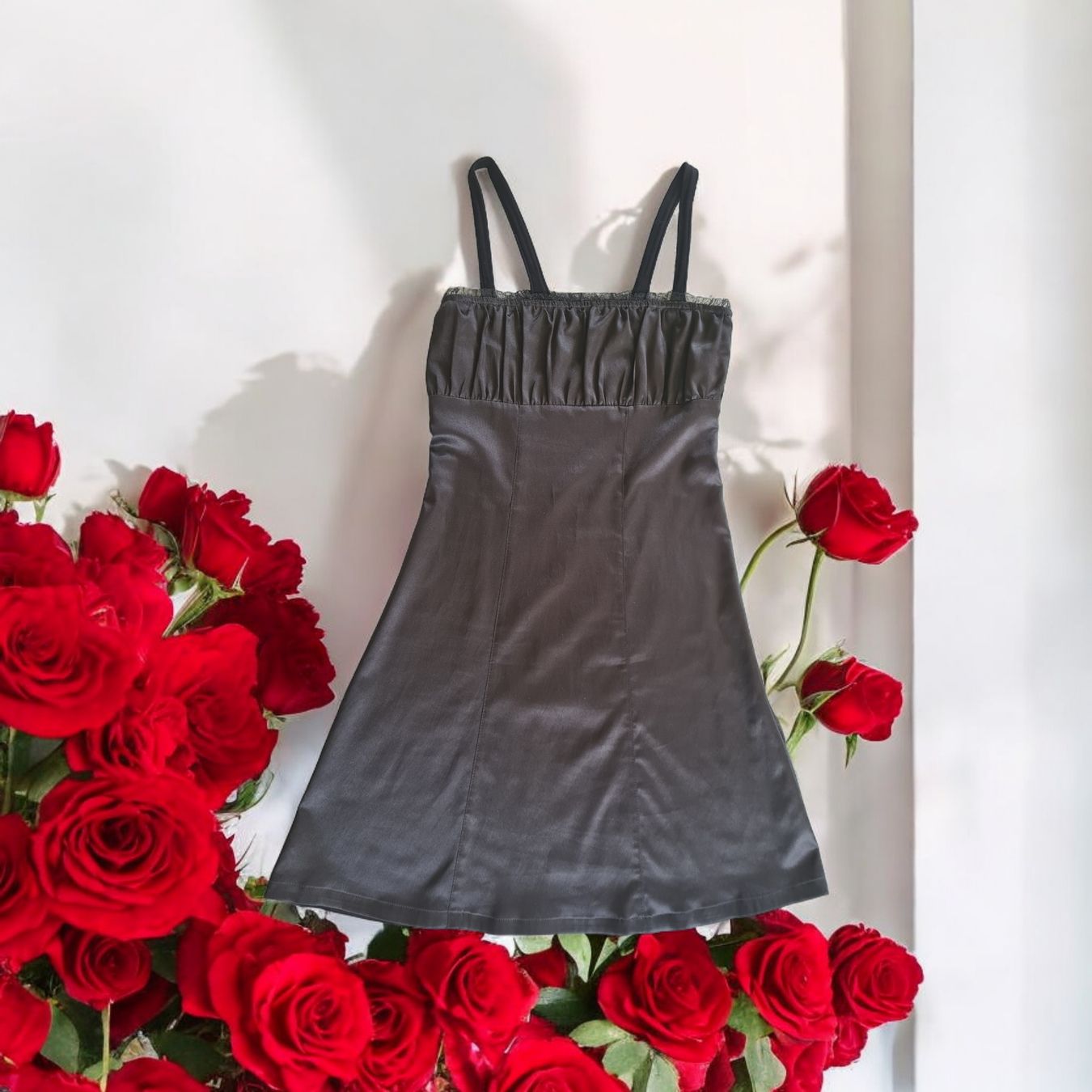 Vestiti: Robe noire (36)Satinée devant/Dos Jersey(Envoi 2fr) – Usato da Etoy venduto da MyStyleMyMode 3