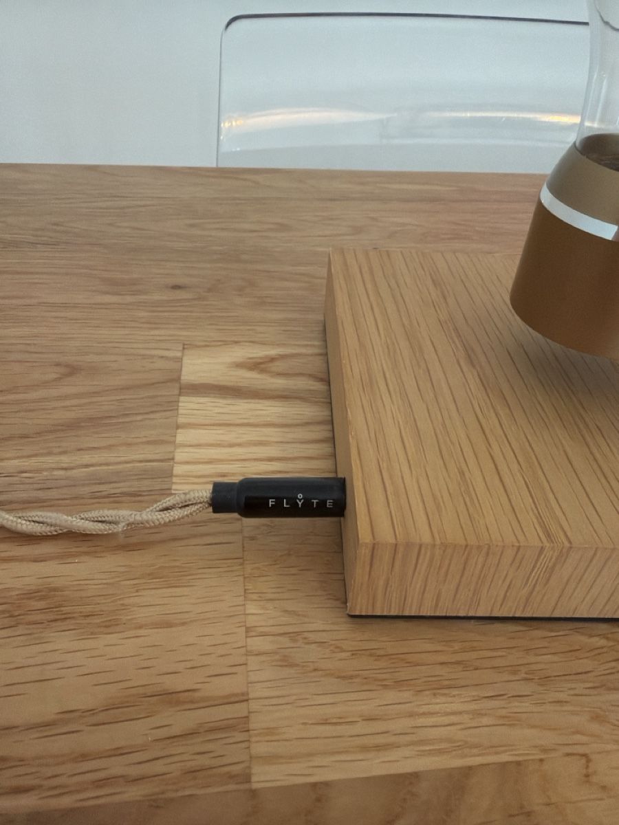 Lampen: Flyte Light Edison with Oak Base | Lampe – Gebraucht aus Regensdorf von __Claudia_ 2