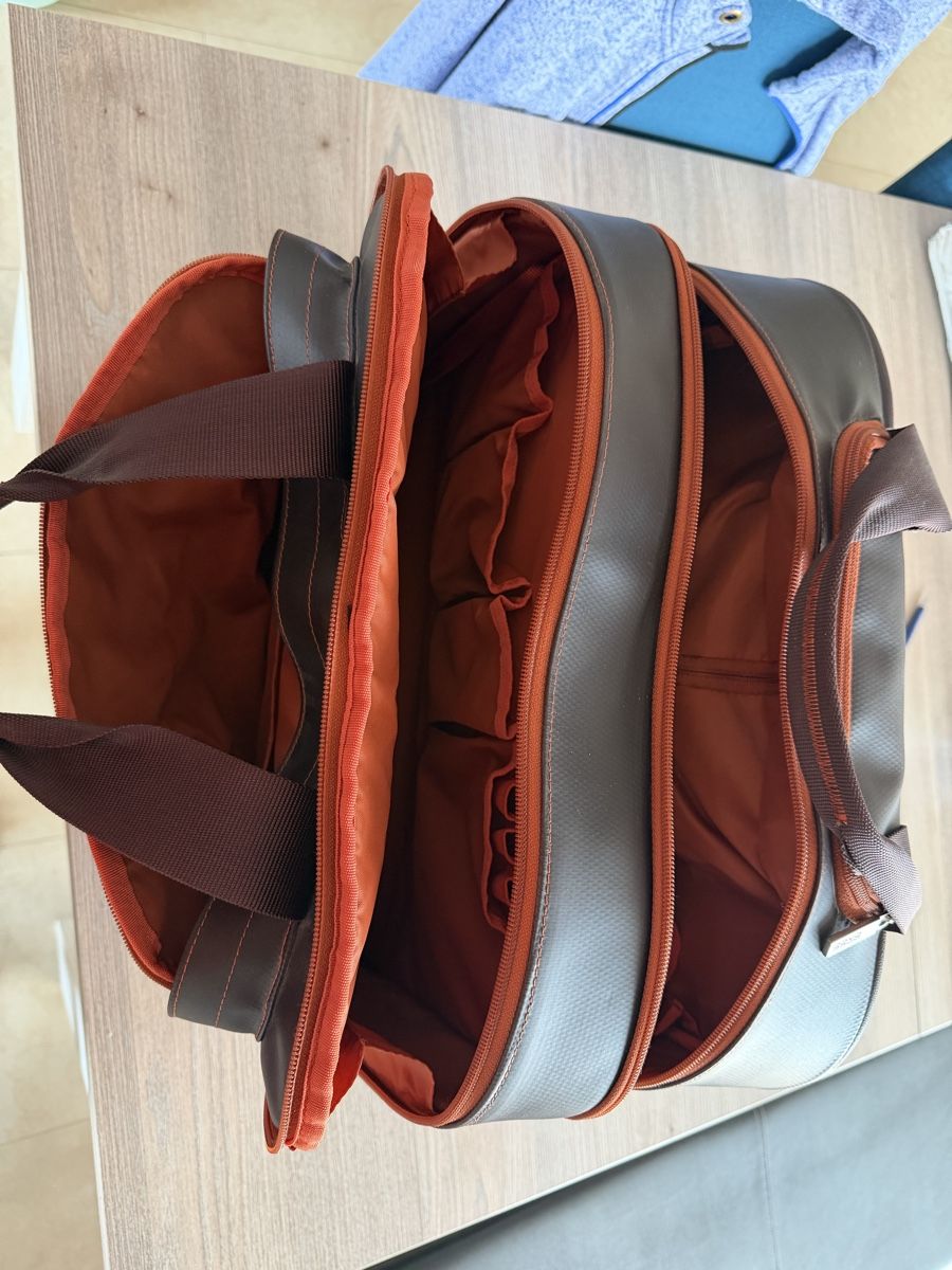 Bree Valigie: BREE Business-/Laptoptasche mit integriertem Trolley – Usato da Ettingen venduto da Schappo 2