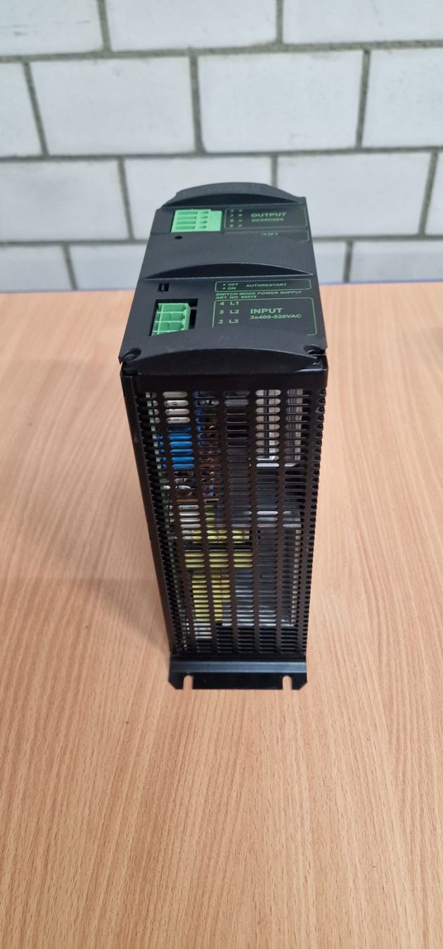 Componenti elettronici: Murrelektronik MCS20 24VDC / 20A Schaltnetzteil, 3 Phasen – Usato da Chur venduto da P0WER 1