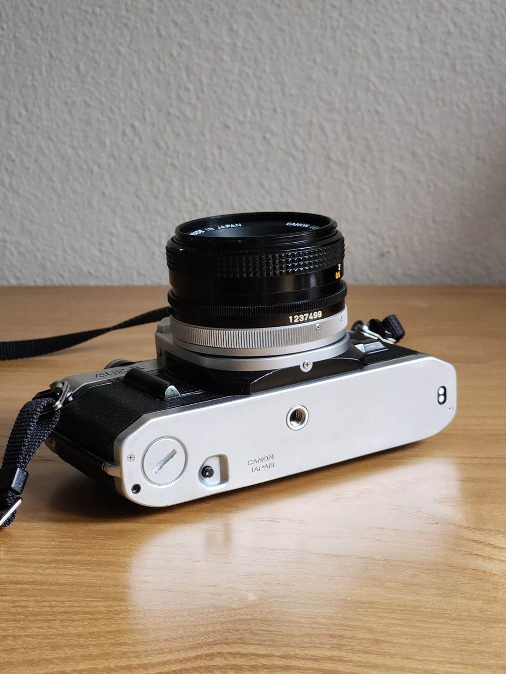 Canon Fotocamera: Canon AE-1 + lenses and accessories – Usato da Oberwil b. Zug venduto da adi_r8nm 8