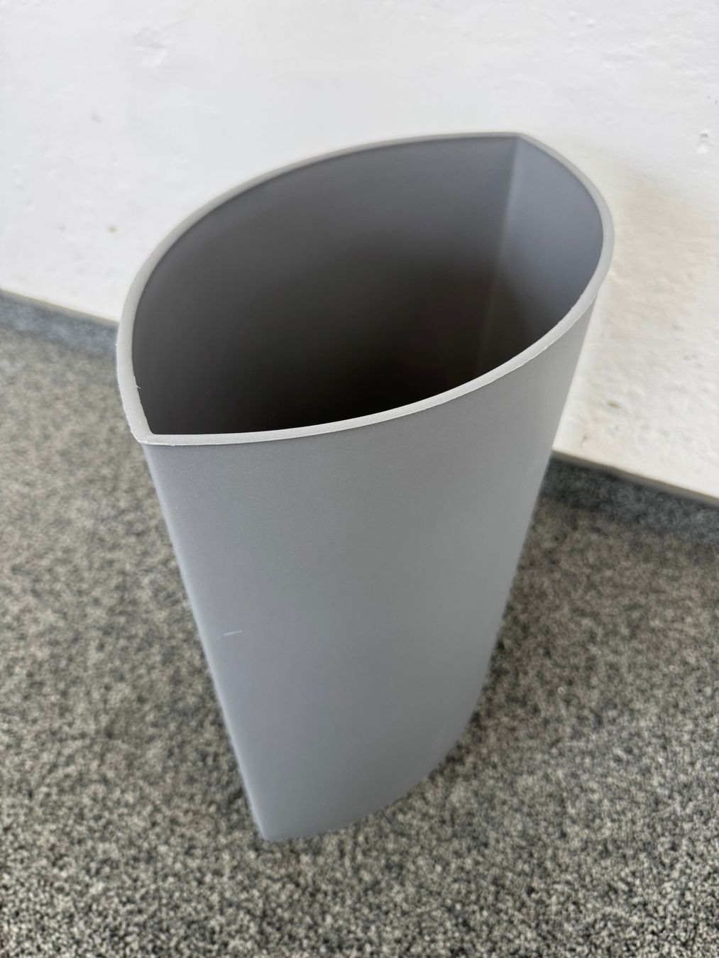 Abfalleimer: Authentics Lip Papierkorb – Gebraucht aus Schönenwerd von mcofficeshop 4