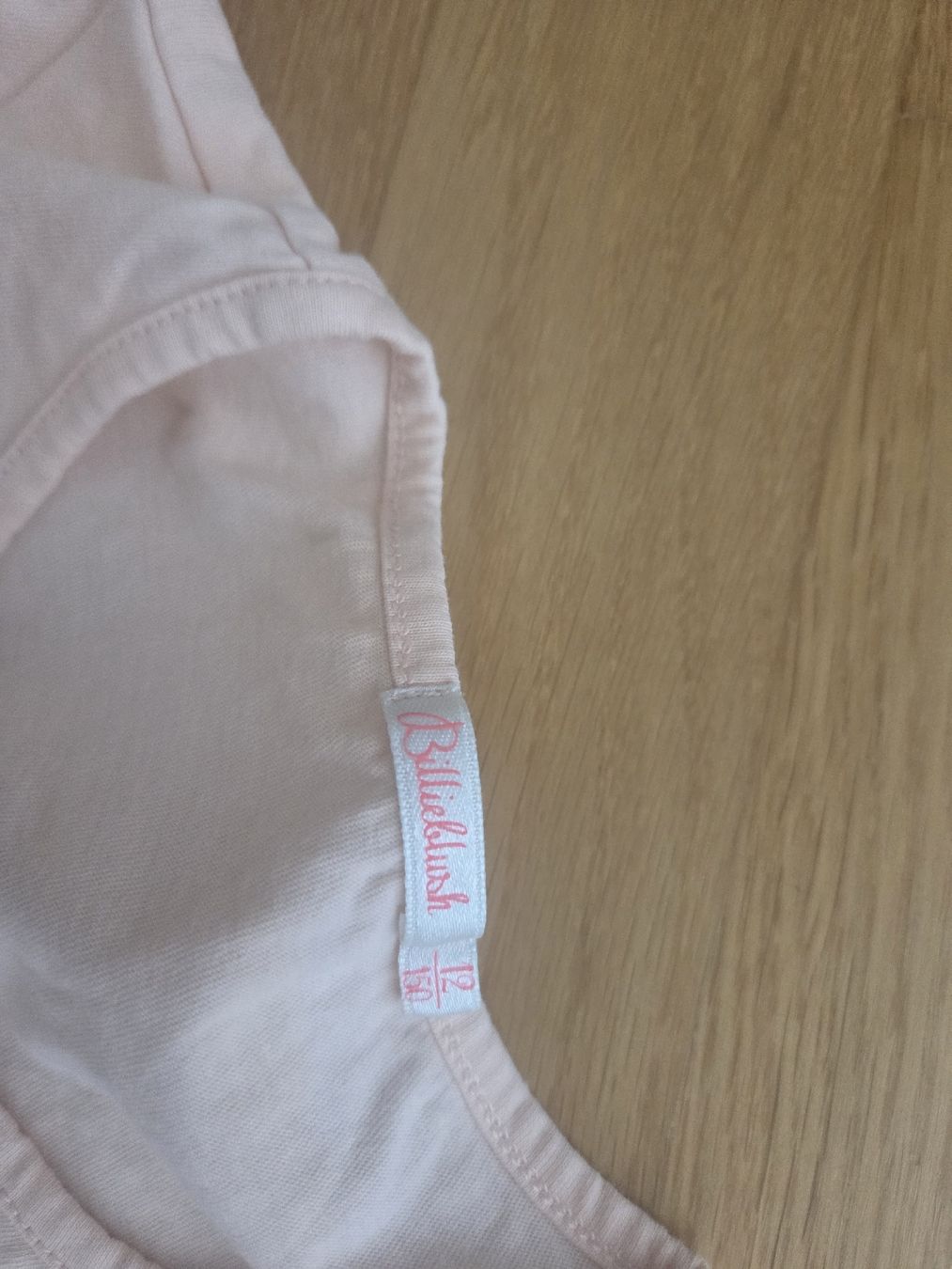 Vestiti & Gonne: 2 Sommerkleider Gr.150 Marken – Usato da Sursee venduto da Ventiduese 1