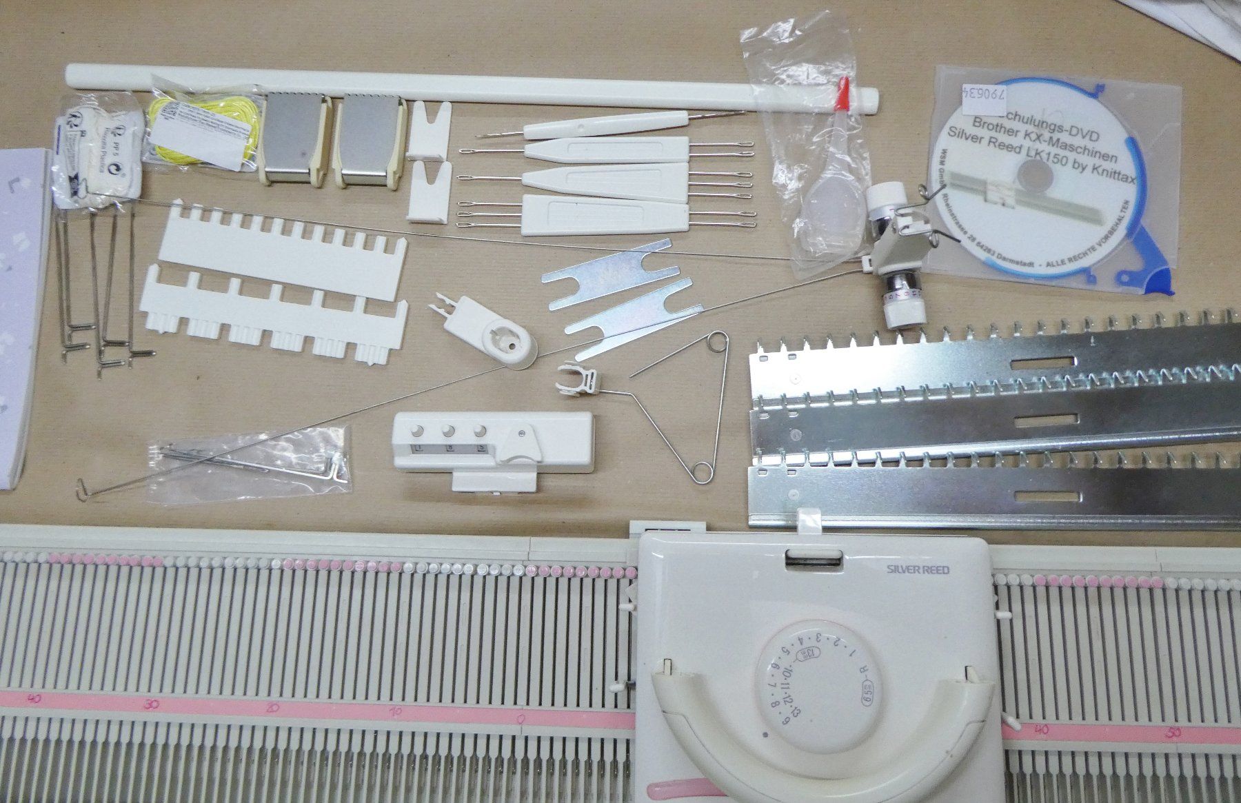 Alle Maschinen: Strickmaschine Silver Reed LK-150 – Gebraucht aus Siebnen von Ra-la-ra-ol 7