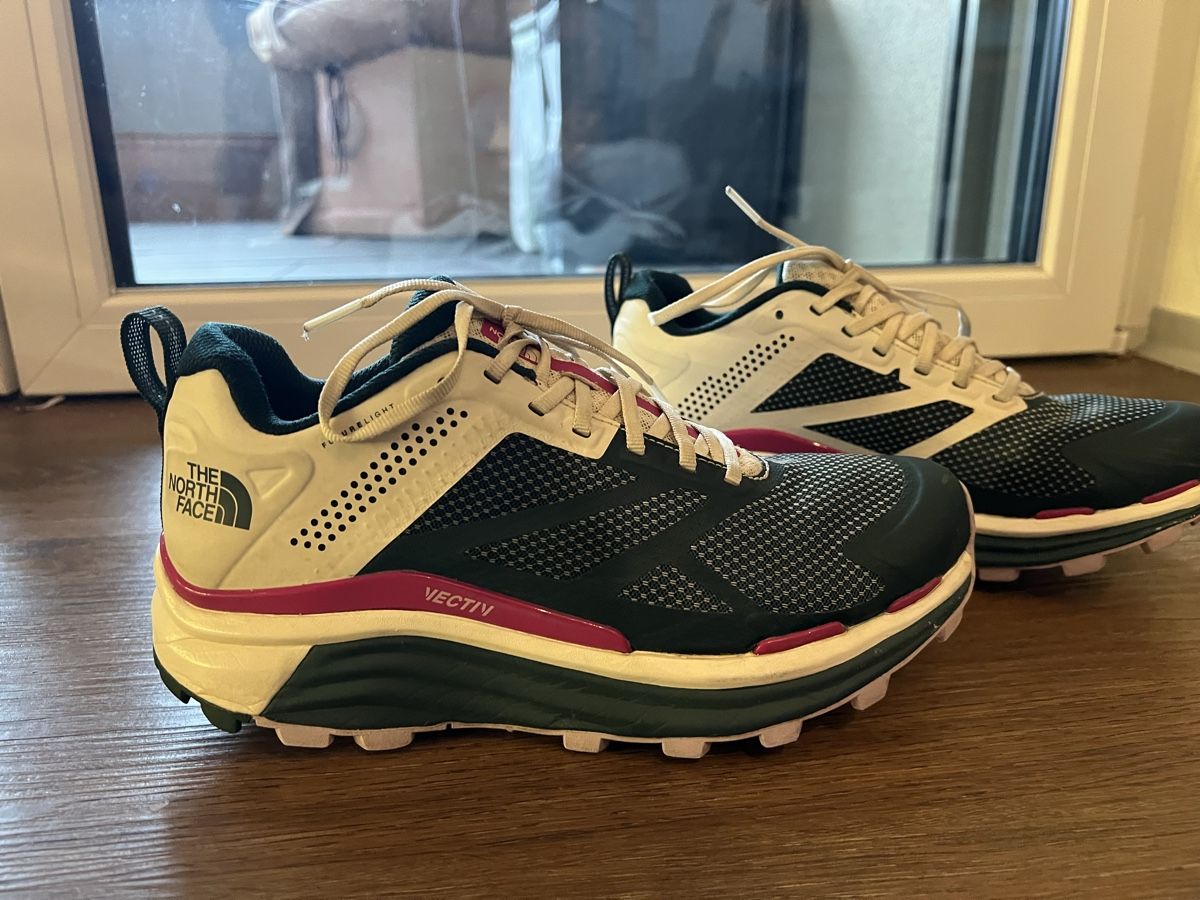 North Face Scarpe da donna: The North Face VECTIV ENDURIS FUTURELIGHT W – Usato da Nänikon venduto da sam_7nk7
