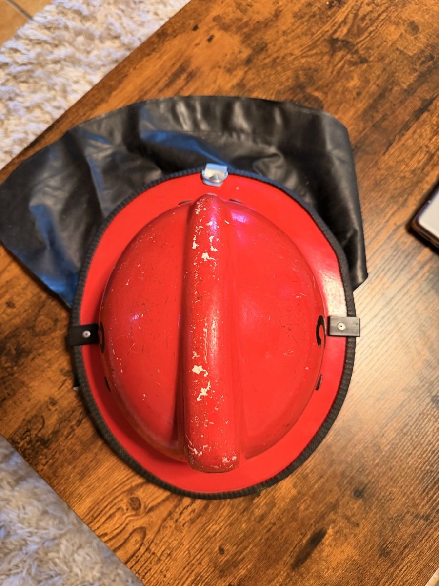 Feuerwehr: Alter Feuerwehrhelm – Gebraucht aus Rüfenach AG von blosch27 2