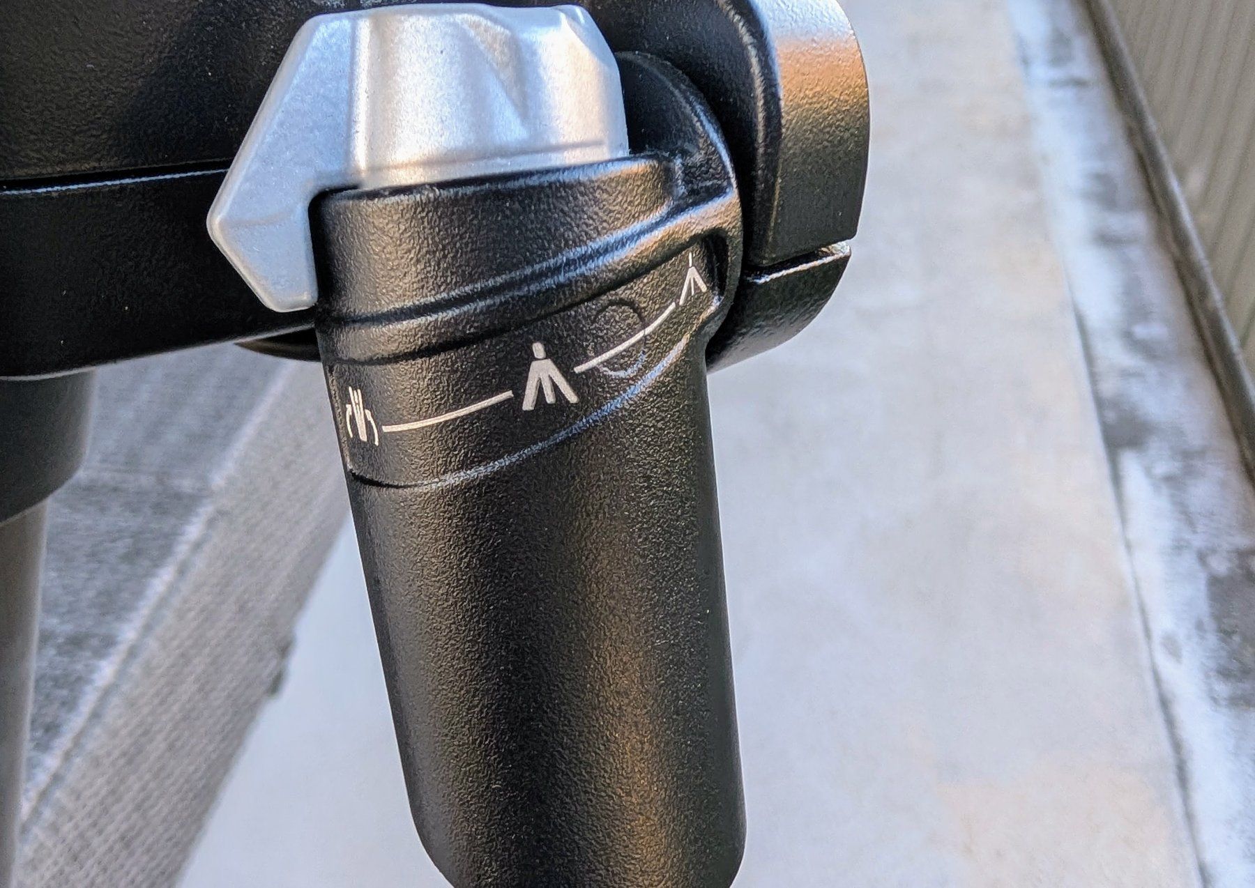 Manfrotto Trépieds & Accessoires: Manfrotto Element MII Carbon Tripod with Bluetooth Remote – D'occasion à Zürich par bobighorus 7