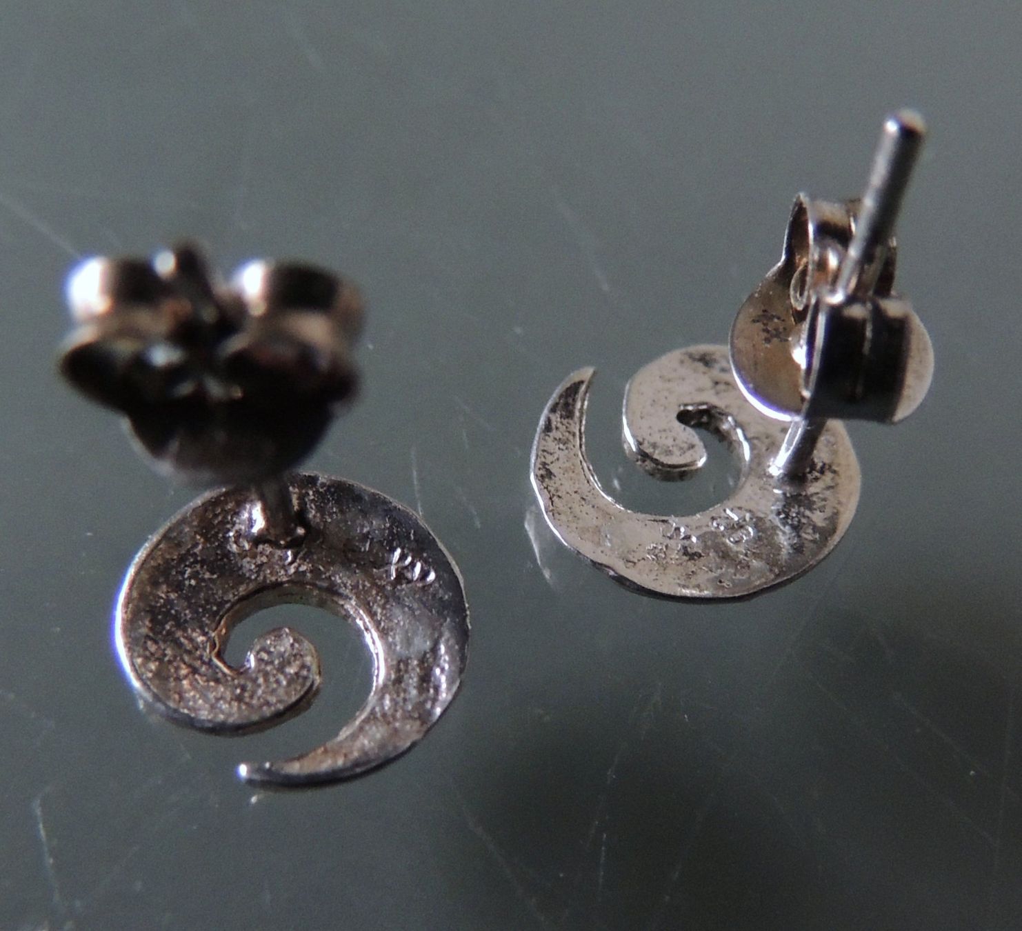 Orecchini pendenti & Orecchini a lobo: Silber 925 Spiral Ohrstecker 8 mm – Nuovo (secondo la descrizione) da Waldenburg venduto da schaller707 3