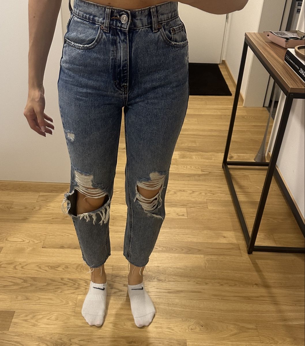Jeans: Pull&Bear Jeans mit Rissen, Grösse 34 – Usato da Lufingen venduto da ott_r59k 4