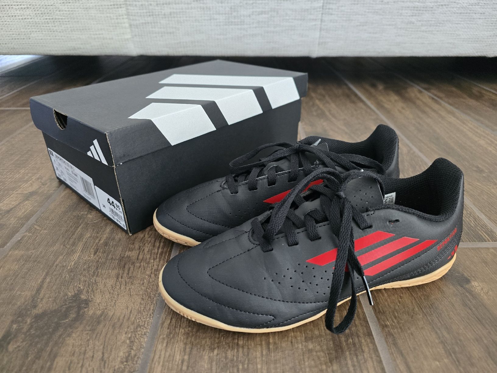Adidas Chaussures garçon: Hallenschuhe NEU Gr. 36 – Neuf (Voir description) à Wynau par mar_5v8x