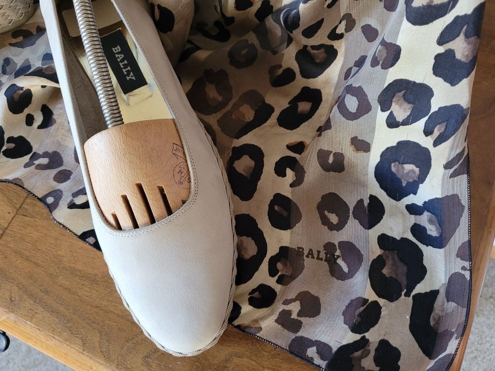 Bally Scarpe da donna: Bally Spitzeklassen Ballerina Vortrefflich – Nuovo (secondo la descrizione) da Winterthur venduto da Wohnhaus 9