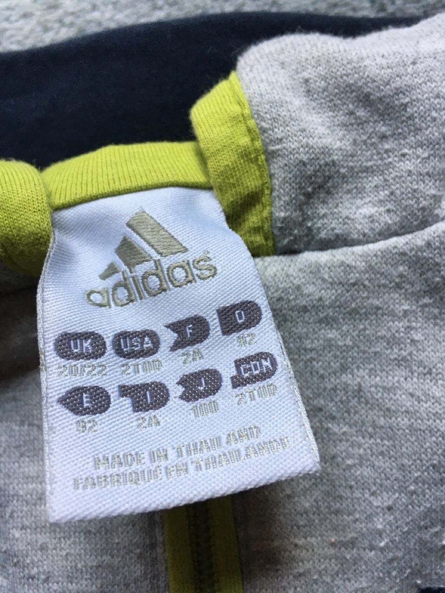 Adidas Lotti di vestiti: survêtement training adidas - Taille 92 – Usato da Liddes venduto da Couik 3