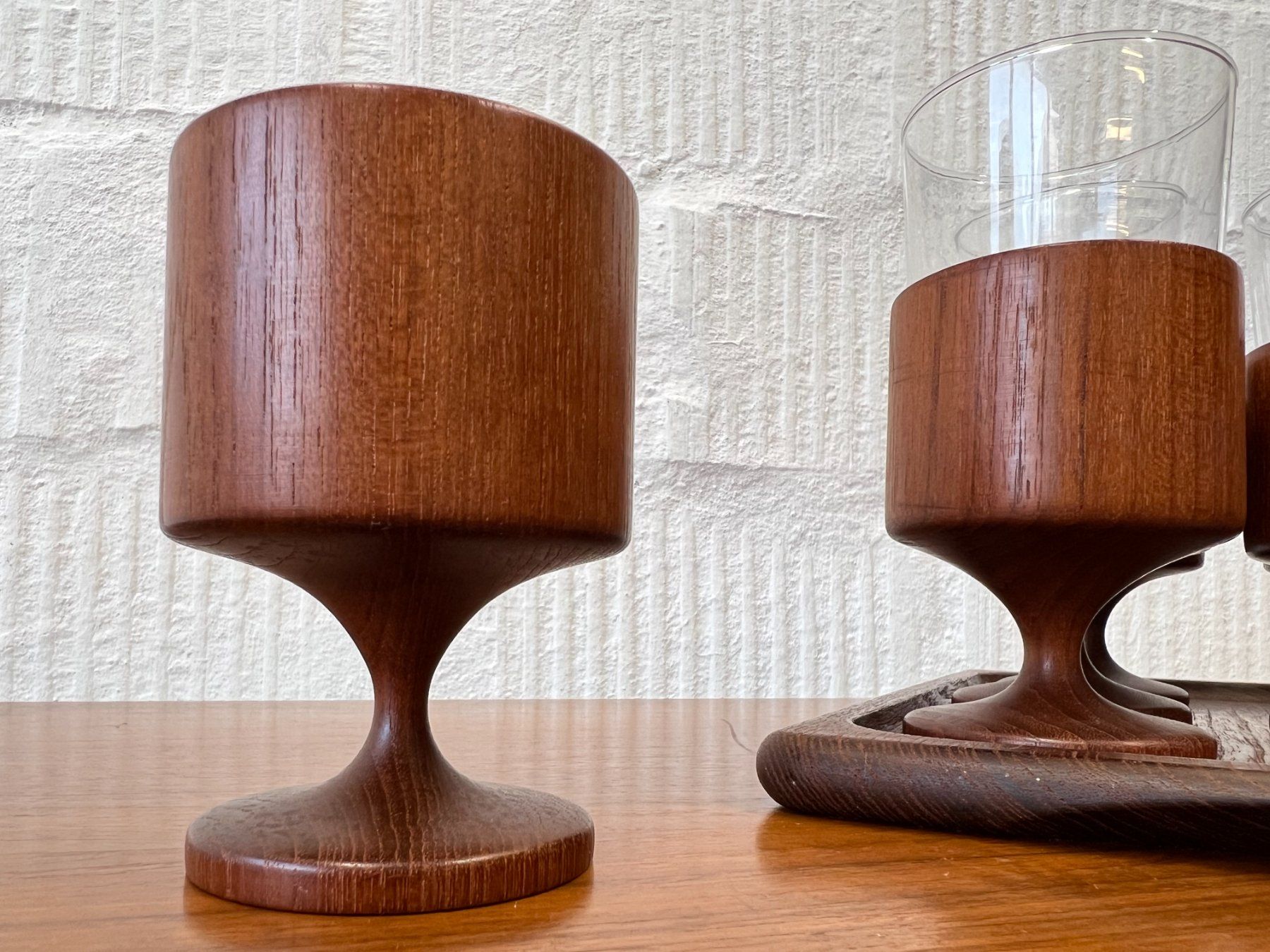 Bicchieri: Vintage Gläser-Set mit Teak Tablett – Usato da Walzenhausen venduto da stilvollwohnen 9
