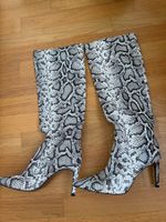 Zara Snake Print Boots Gr. 40