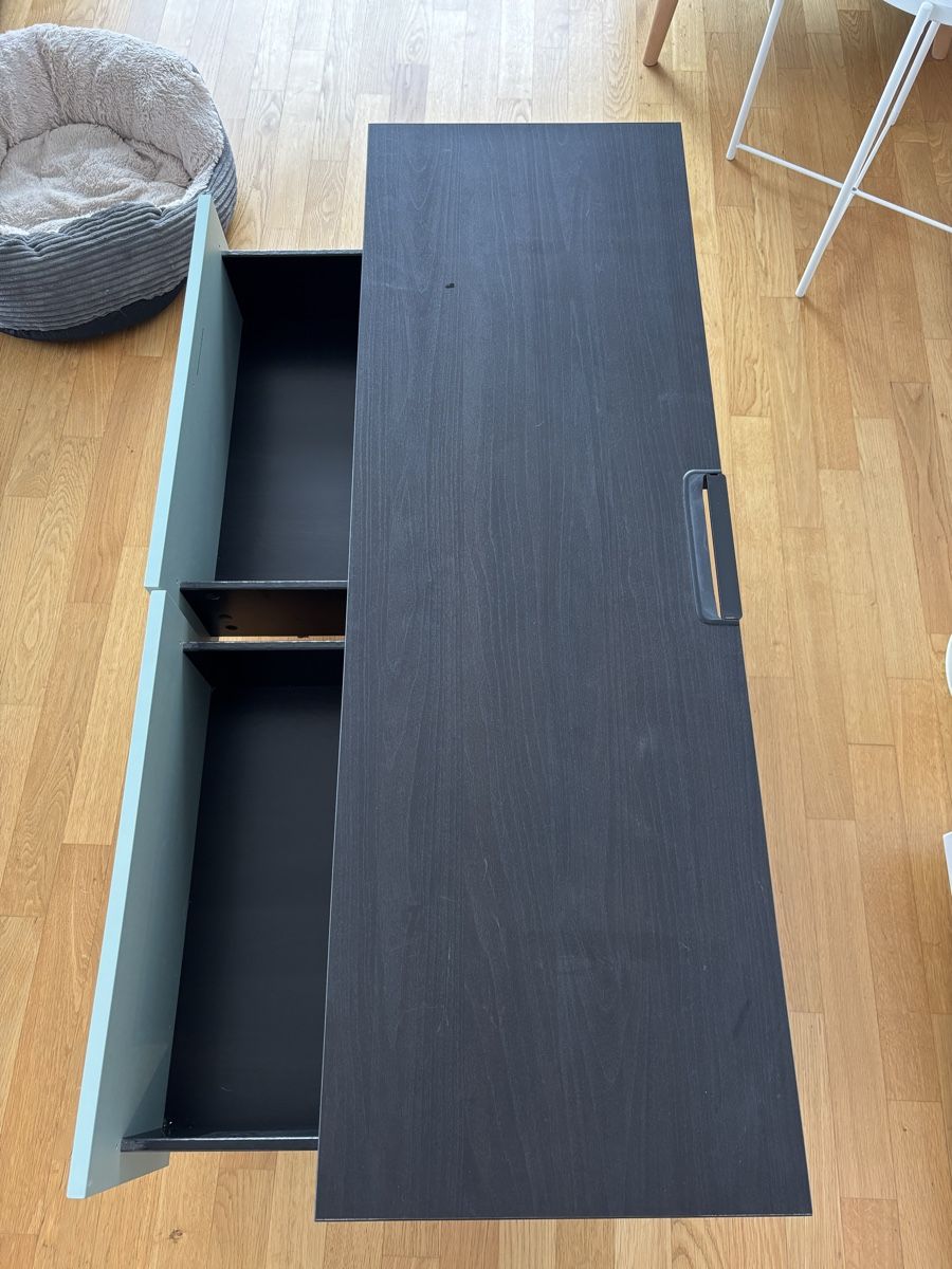Ikea Meubles TV: Ikea Besta TV Board – D'occasion à Zürich par san_2rq2 1