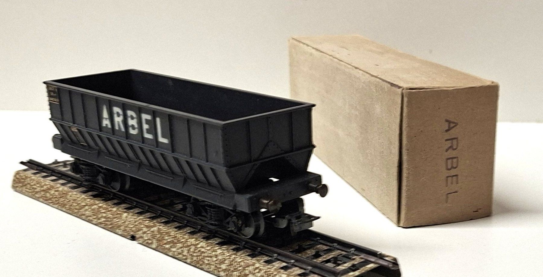 Modellini di ferrovie: SMCF 564 - 4a Erzwagen ARBEL, Okt – Usato da Cheseaux-Noréaz venduto da byefundus