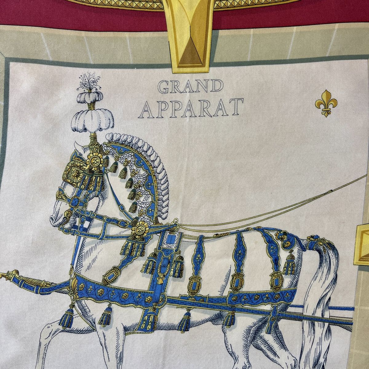 Hermès Foulard & Sciarpe: HERMES Vintage Silk Scarf – Usato da Emmen venduto da Avviivva_Com2023 6