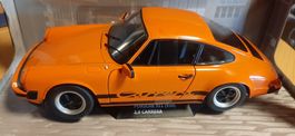 Porsche 911 (930) 3.0 Carrera  Gulf Orange  Solido 1:18