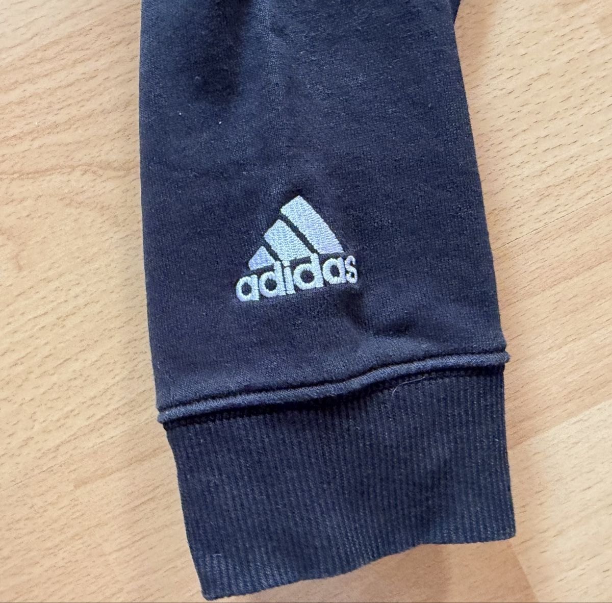 Adidas Maglioni & Felpe: Adidas Hoodie Grösse L – Usato da Bättwil venduto da a.annikaa 3