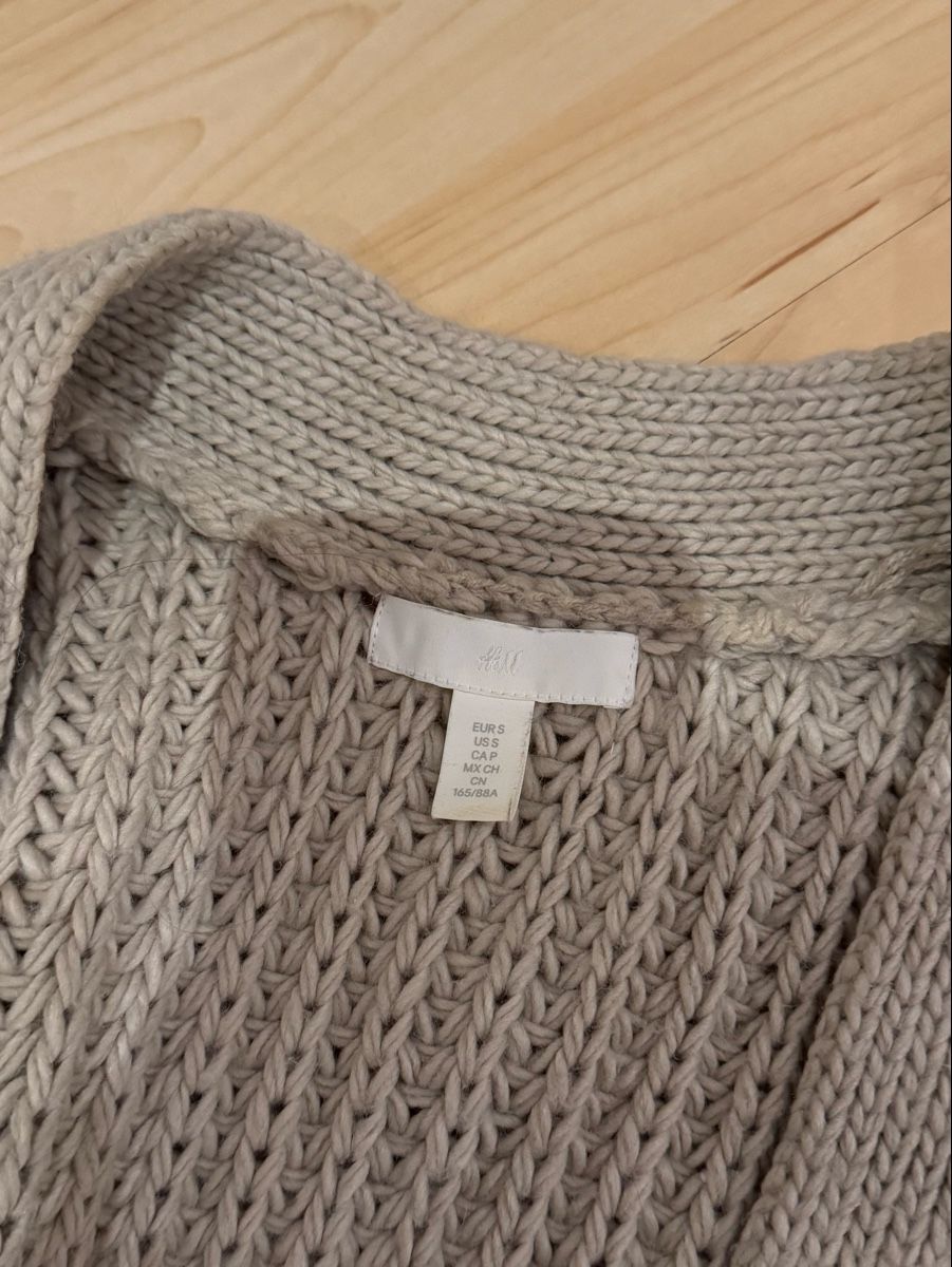 H&M Jacken: H&M Strickjacke, Beige, Grösse S – Neu (gemäss Beschreibung) aus Tuggen von jess_gls06 2