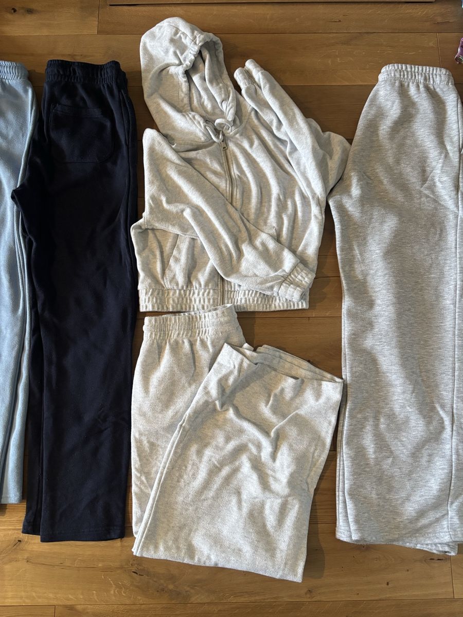 Lotti di vestiti: Tracksuits/Trainer in Grösse S – Usato da Bern venduto da emmy96 2