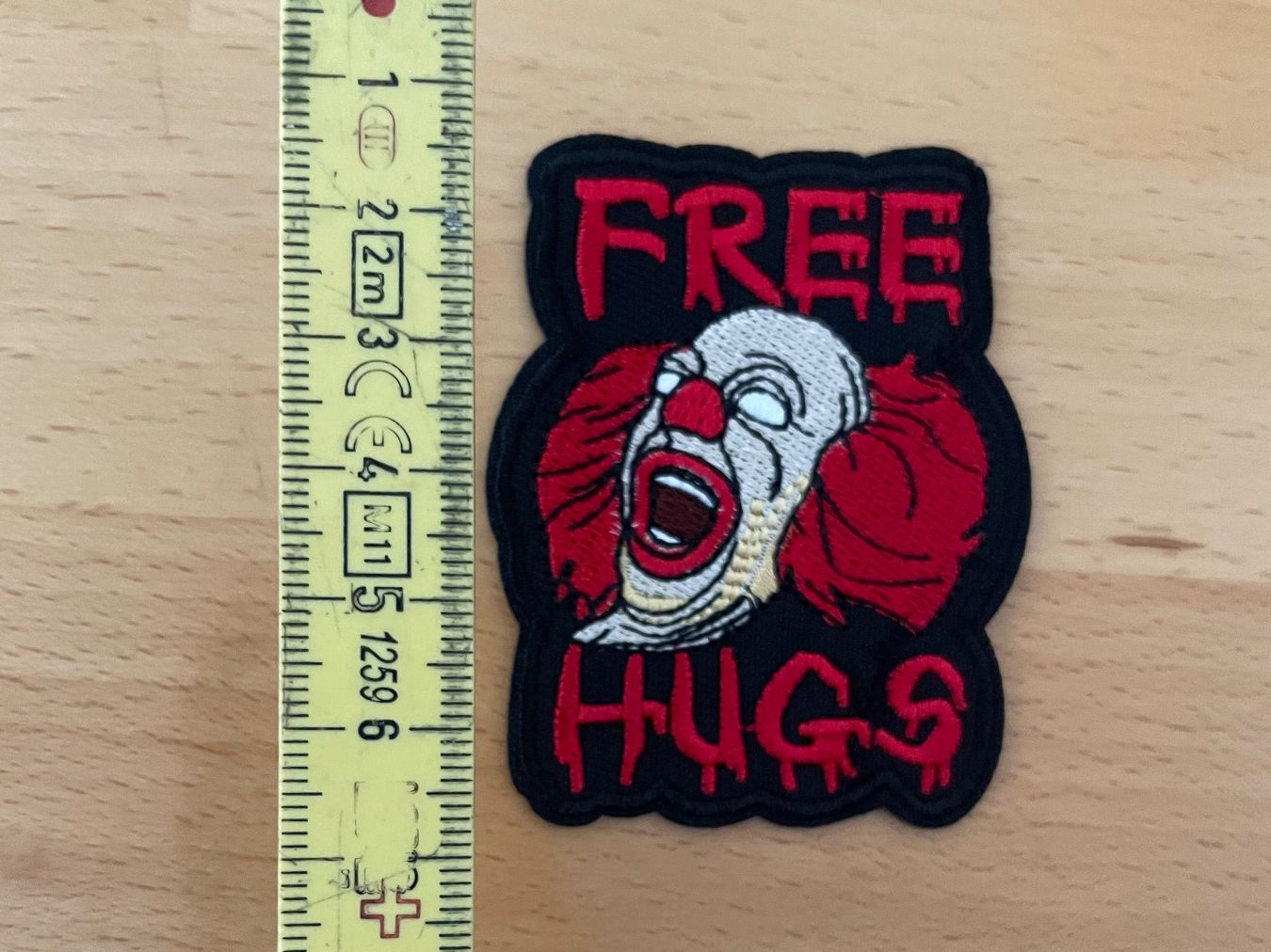 Insignes: Free Hugs Patch Aufnäher Sticker – Neuf (Voir description) à Horn par abutre72