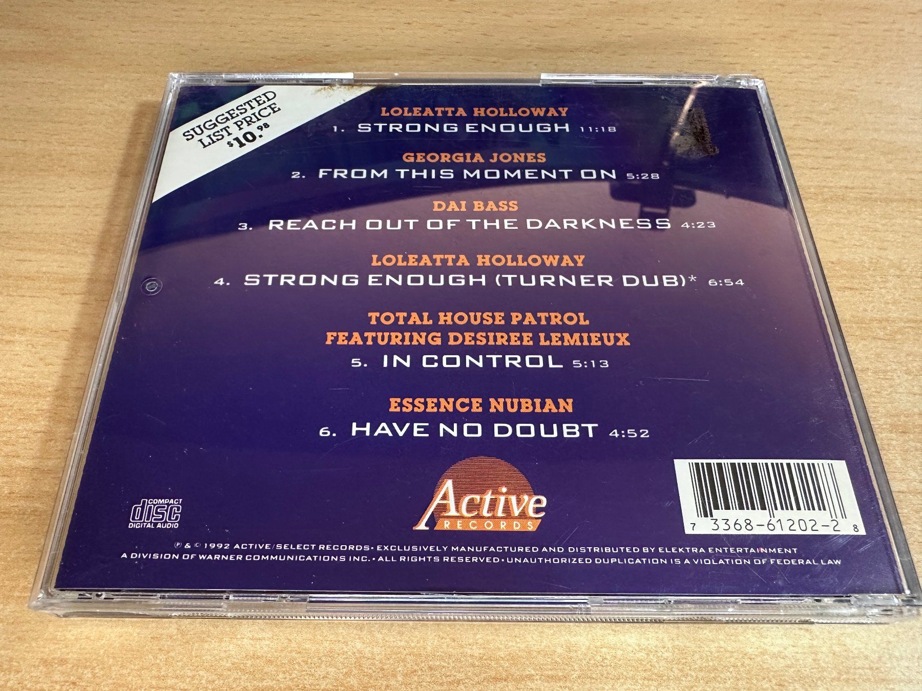 CD: A4 Various – Strong Enough EP – Usato da Rikon im Tösstal venduto da Alpenmutz 1