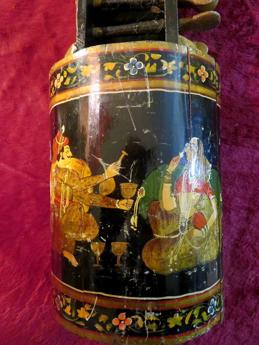 Strumenti musicali: Indischen Zupfinstrument mit eindrucksvoller Bemalung – Usato da Zofingen venduto da Schekke 4