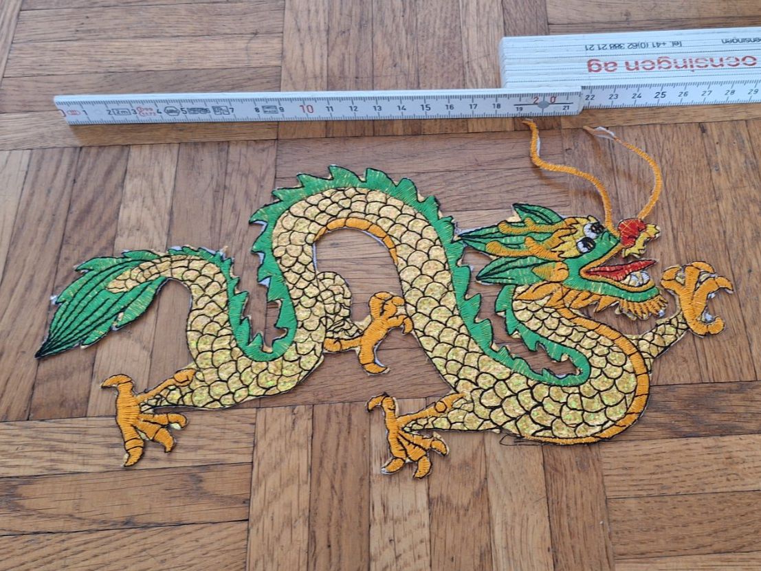 Patches: Chinesischer Drache Bügel Bild – Gebraucht aus Wetzikon ZH von NaWetzi