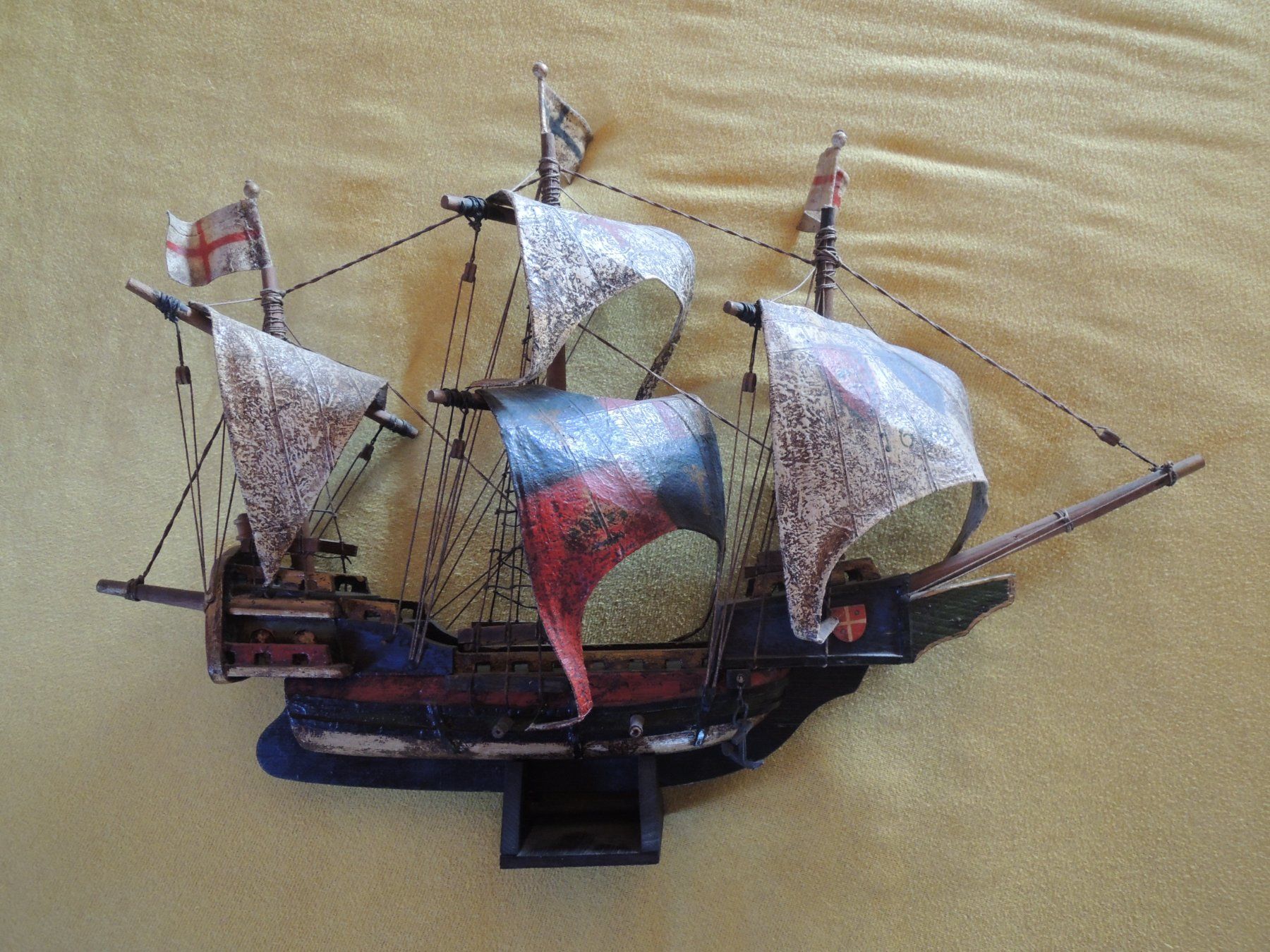 Modellbausätze & Standmodelle: Modelschiff (altes Piratenschiff) Länge 60cm – Gebraucht aus Uznach von rut_xrx5