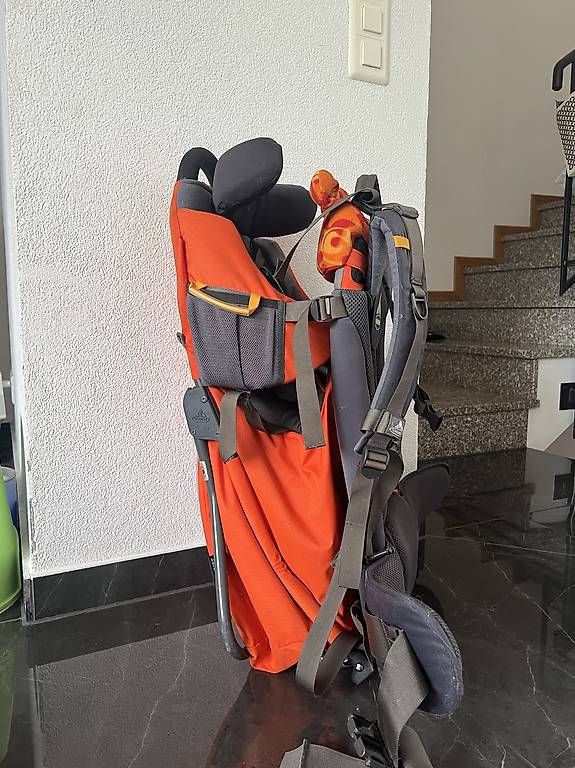 Rucksäcke: Zaino porta bambini  – Gebraucht aus Breganzona von Acmik 1