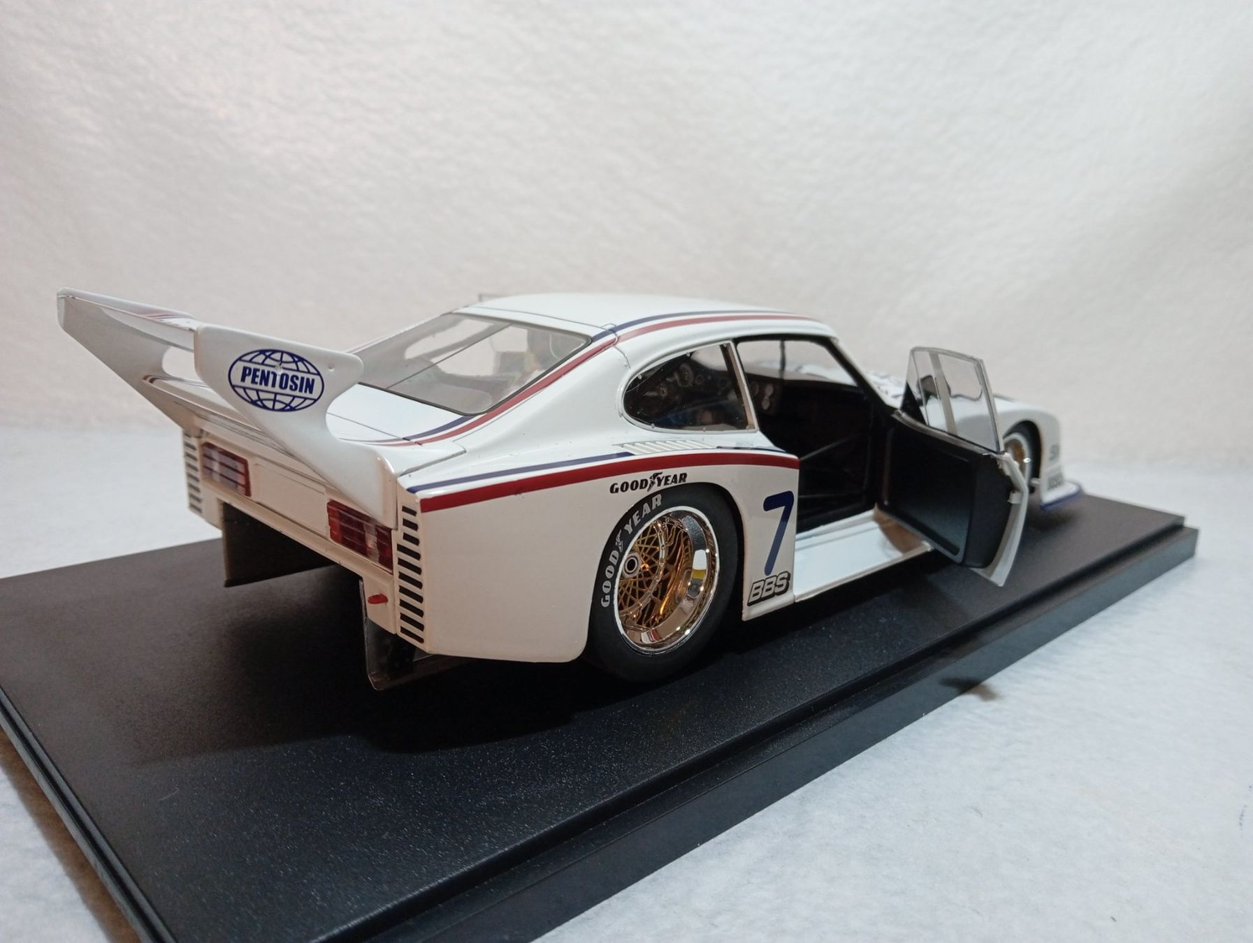 Ford Modellini d'auto: Ford Capri Turbo Gruppe 5 – Usato da Huttwil venduto da Secondtrain 4
