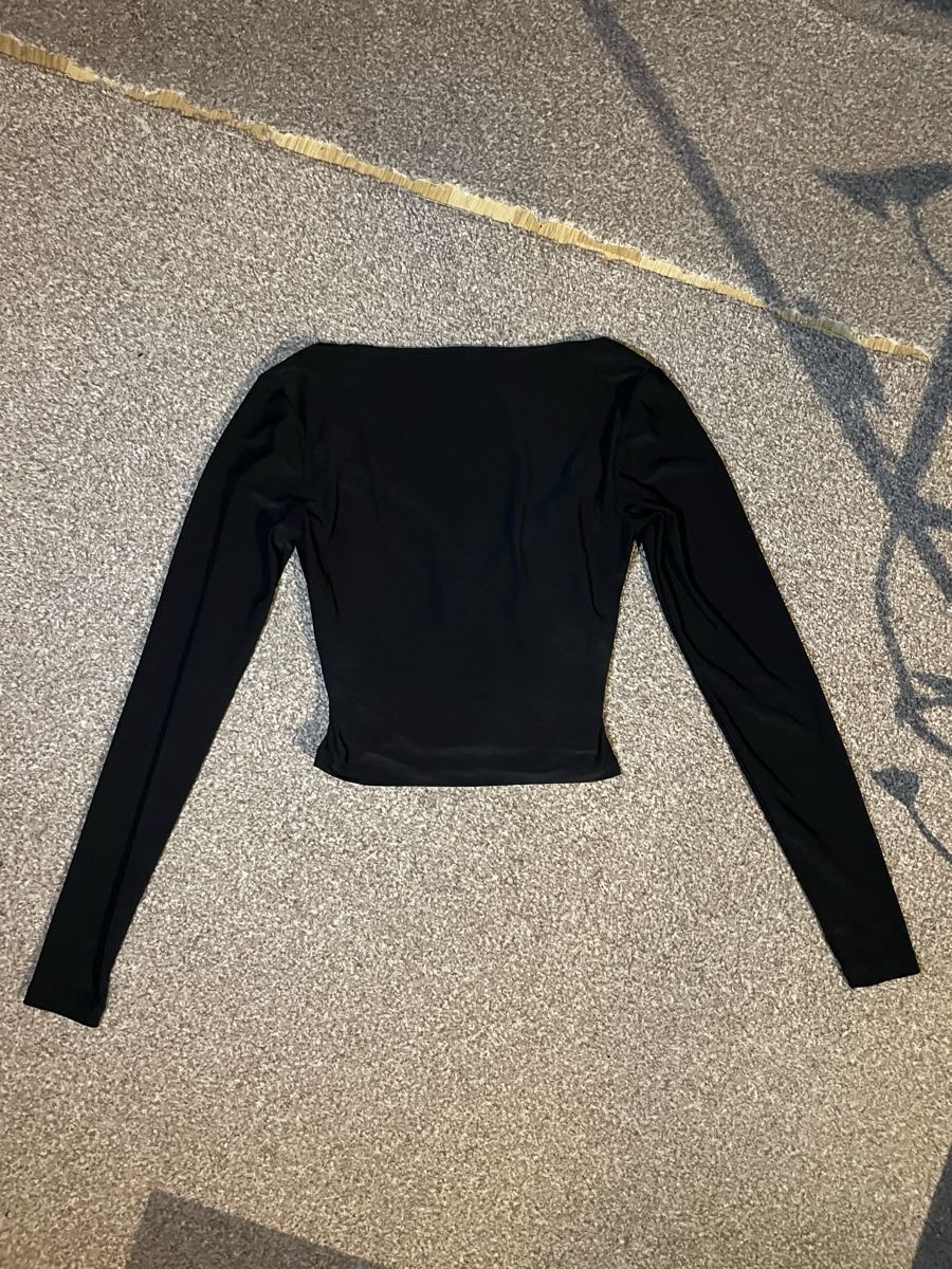 Tops: Top noir Amisu - Taille XS – D'occasion à St-Légier-Chiésaz par Athenae 3